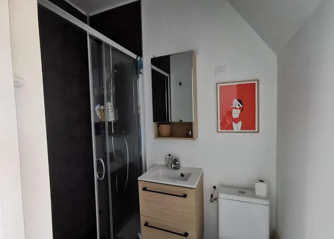 Appartement Studio cosy au bord de mer à Lancieux