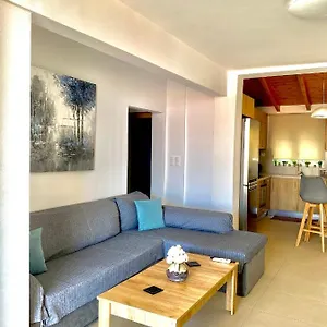 https://annas-residence.rethymnohotels.net